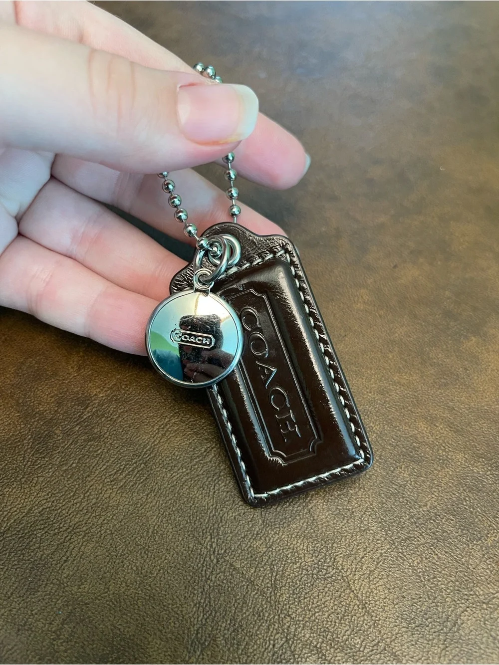 Coach hang tag set